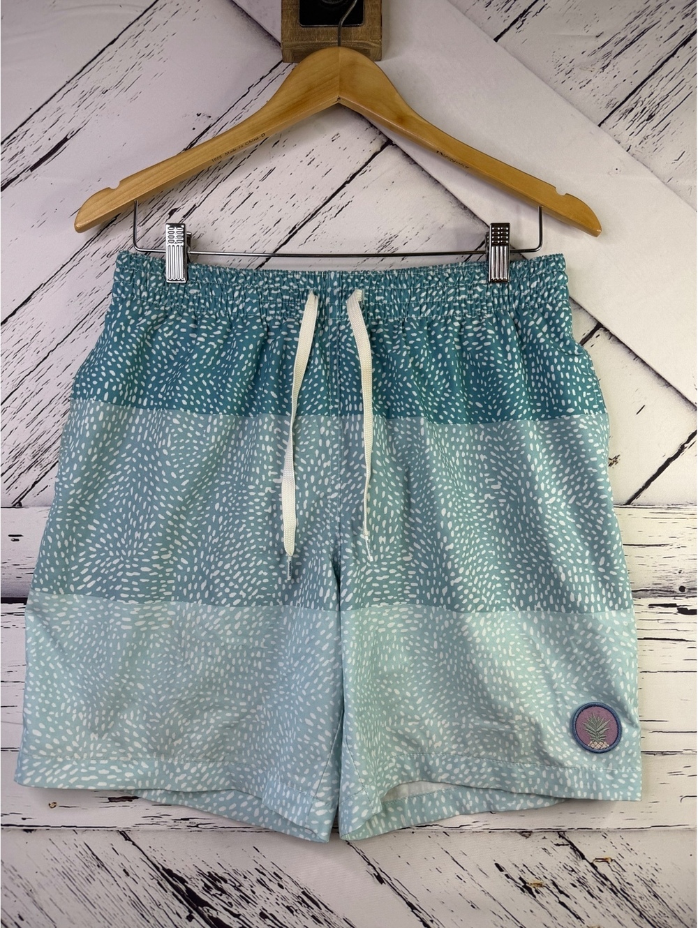 Chubbies "The Whale Sharks" 7” Classic Swim Trunks Boardshorts Men M Y2K Surf
